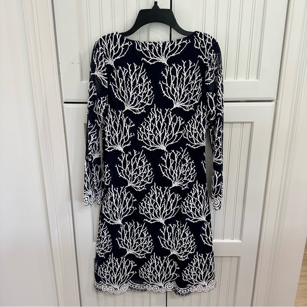 Lilly Pulitzer Seaside Coral Print Lace Dress in Size 6